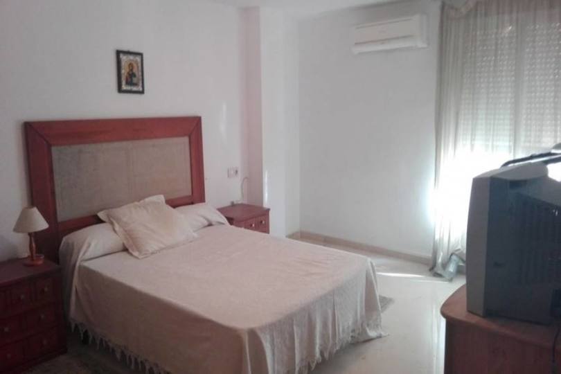 Alicante,Alicante,España,3 Bedrooms Bedrooms,2 BathroomsBathrooms,Pisos,13909