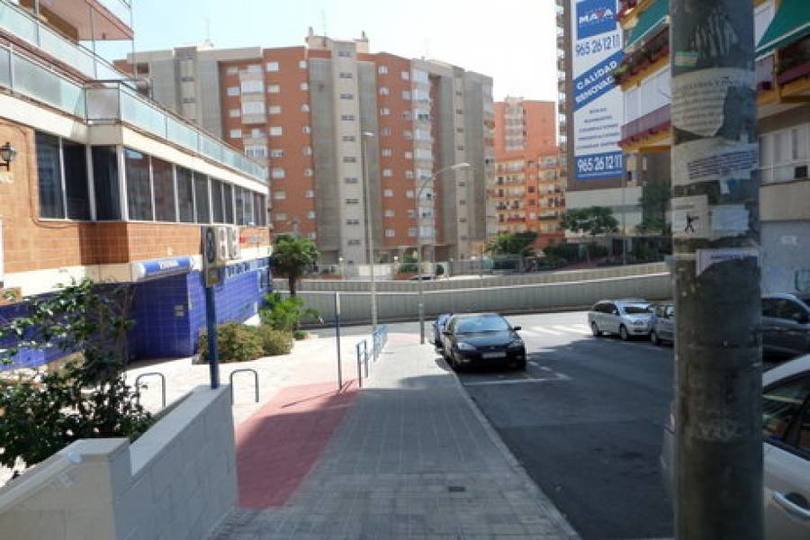 Alicante,Alicante,España,2 Bedrooms Bedrooms,1 BañoBathrooms,Pisos,13913