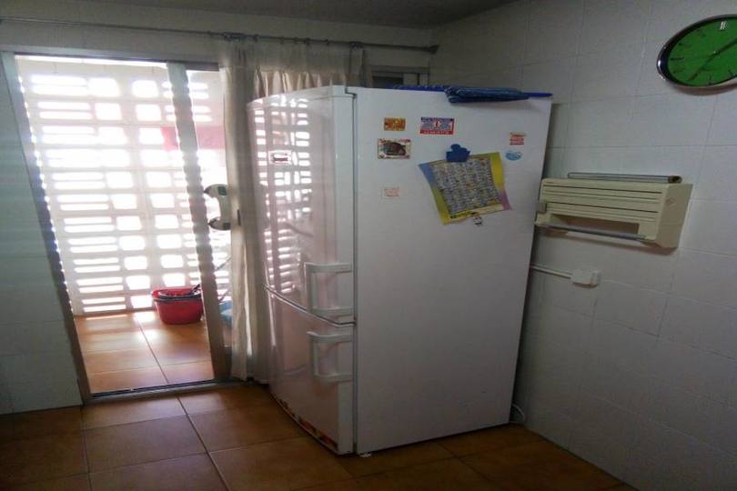 Alicante,Alicante,España,4 Bedrooms Bedrooms,2 BathroomsBathrooms,Pisos,13927