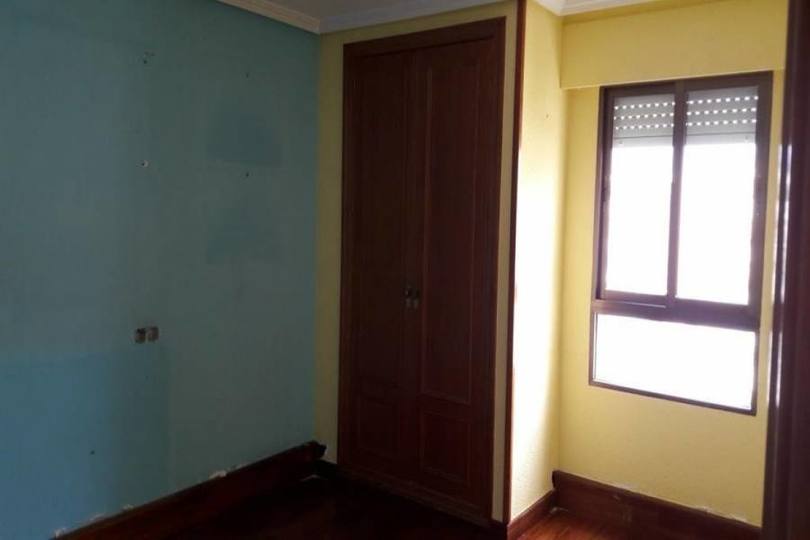 Alicante,Alicante,España,4 Bedrooms Bedrooms,2 BathroomsBathrooms,Pisos,13932