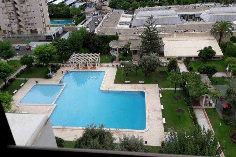 Alicante,Alicante,España,4 Bedrooms Bedrooms,2 BathroomsBathrooms,Pisos,13932