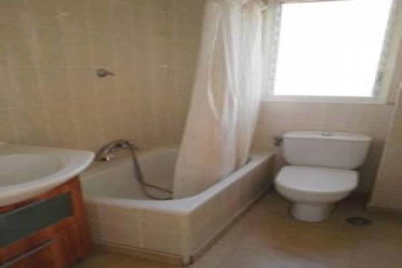 San Vicente del Raspeig,Alicante,España,3 Bedrooms Bedrooms,1 BañoBathrooms,Pisos,13937
