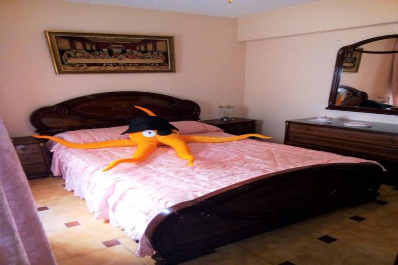 Alicante,Alicante,España,3 Bedrooms Bedrooms,1 BañoBathrooms,Pisos,13944