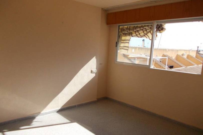 Mutxamel,Alicante,España,4 Bedrooms Bedrooms,2 BathroomsBathrooms,Pisos,13950