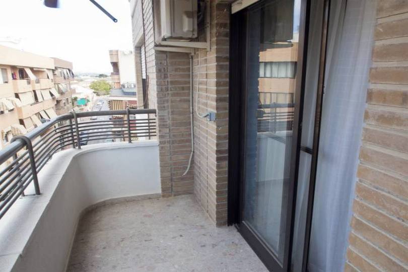 San Vicente del Raspeig,Alicante,España,4 Bedrooms Bedrooms,2 BathroomsBathrooms,Pisos,13965