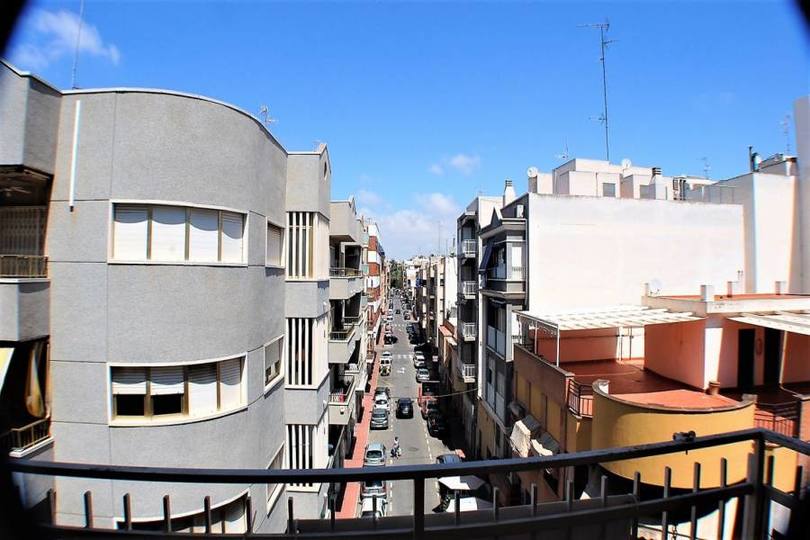 Santa Pola,Alicante,España,4 Bedrooms Bedrooms,1 BañoBathrooms,Pisos,13974