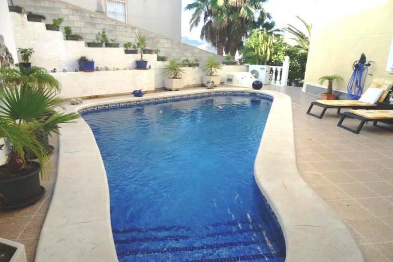 Ciudad Quesada,Alicante,España,9 Habitaciones Habitaciones,3 BañosBaños,Fincas-Villas,2155