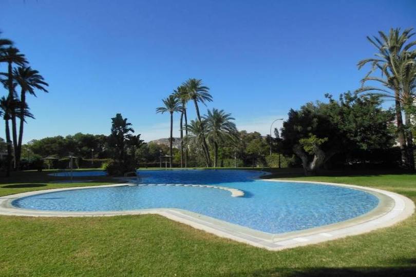 Alicante,Alicante,España,4 Bedrooms Bedrooms,2 BathroomsBathrooms,Pisos,14201