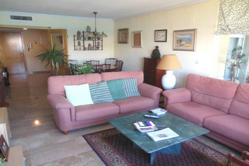 Alicante,Alicante,España,4 Bedrooms Bedrooms,2 BathroomsBathrooms,Pisos,14201