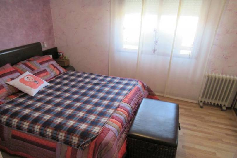 Alicante,Alicante,España,3 Bedrooms Bedrooms,2 BathroomsBathrooms,Pisos,14202