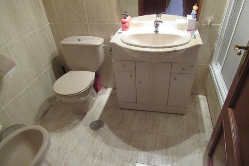 Alicante,Alicante,España,3 Bedrooms Bedrooms,2 BathroomsBathrooms,Pisos,14202