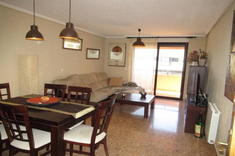 Alicante,Alicante,España,3 Bedrooms Bedrooms,2 BathroomsBathrooms,Pisos,14204