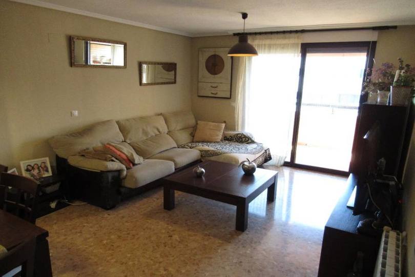 Alicante,Alicante,España,3 Bedrooms Bedrooms,2 BathroomsBathrooms,Pisos,14204