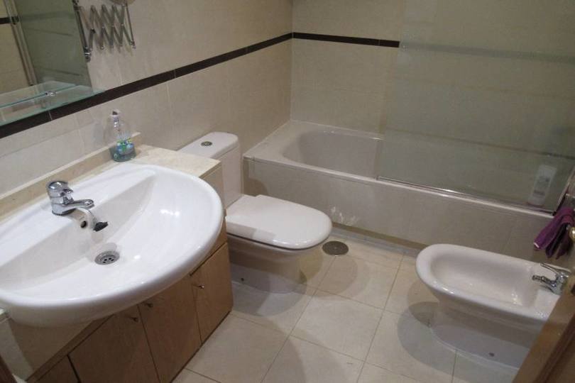 Alicante,Alicante,España,3 Bedrooms Bedrooms,2 BathroomsBathrooms,Pisos,14204