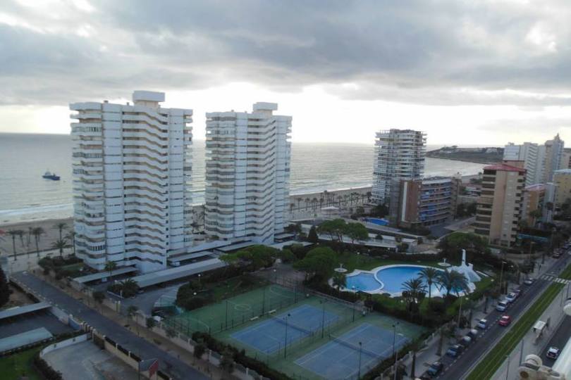 Alicante,Alicante,España,3 Bedrooms Bedrooms,2 BathroomsBathrooms,Pisos,14206