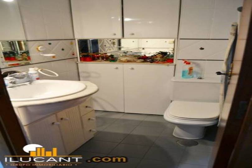 Alicante,Alicante,España,3 Bedrooms Bedrooms,2 BathroomsBathrooms,Pisos,14222