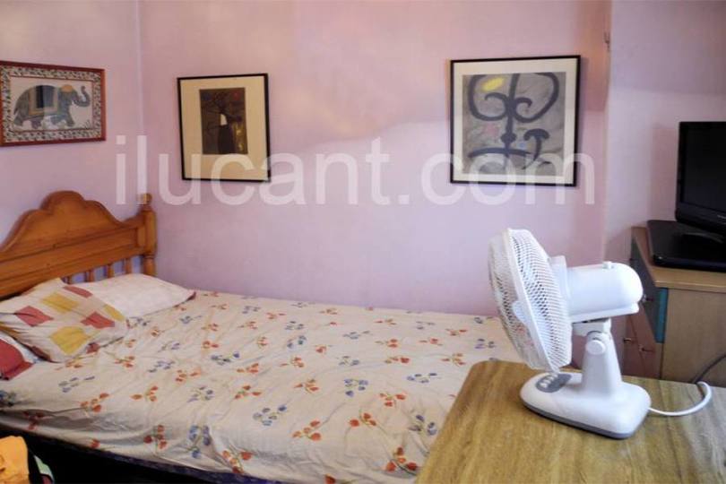 Alicante,Alicante,España,3 Bedrooms Bedrooms,1 BañoBathrooms,Pisos,14225