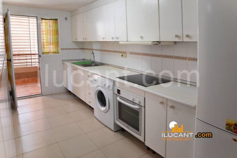 Alicante,Alicante,España,2 Bedrooms Bedrooms,1 BañoBathrooms,Pisos,14227