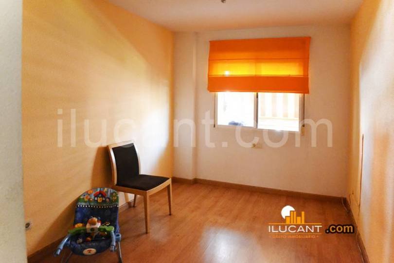 Alicante,Alicante,España,2 Bedrooms Bedrooms,1 BañoBathrooms,Pisos,14227