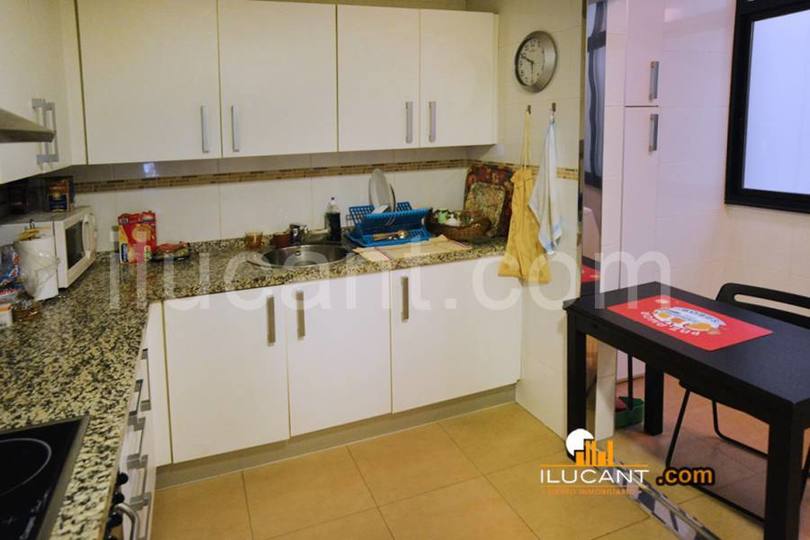 Alicante,Alicante,España,3 Bedrooms Bedrooms,2 BathroomsBathrooms,Pisos,14228