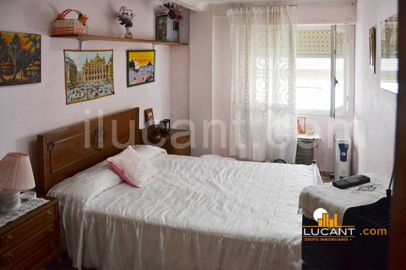 Alicante,Alicante,España,3 Bedrooms Bedrooms,1 BañoBathrooms,Pisos,14235