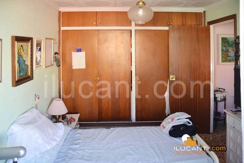 Alicante,Alicante,España,3 Bedrooms Bedrooms,1 BañoBathrooms,Pisos,14235