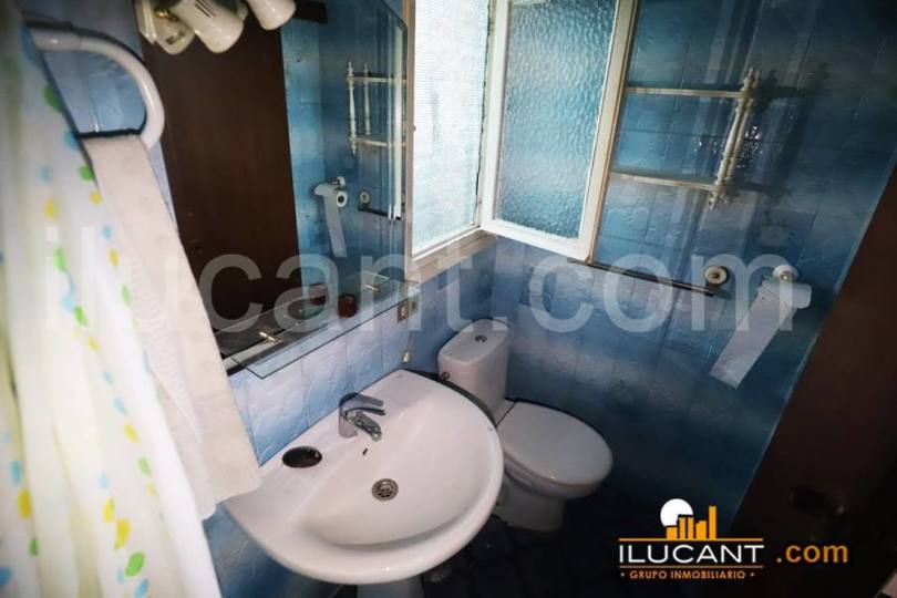 Alicante,Alicante,España,3 Bedrooms Bedrooms,1 BañoBathrooms,Pisos,14244