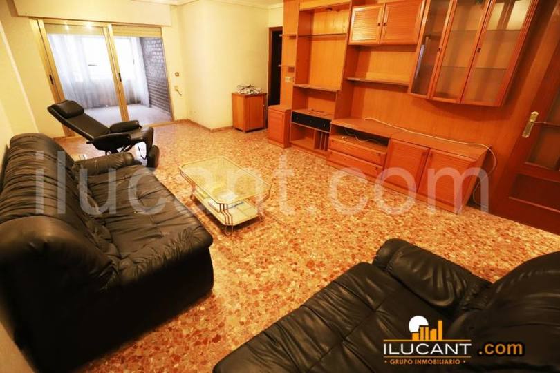 Alicante,Alicante,España,4 Bedrooms Bedrooms,2 BathroomsBathrooms,Pisos,14245