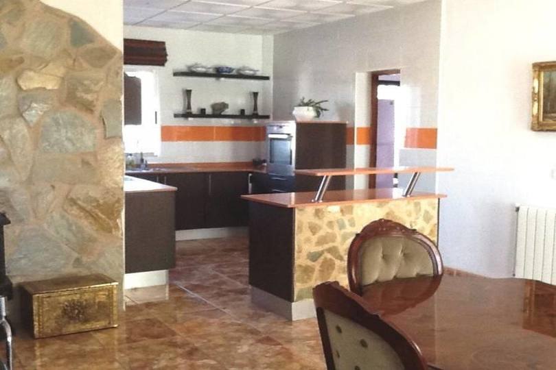 Villena,Alicante,España,5 Habitaciones Habitaciones,2 BañosBaños,Fincas-Villas,2171