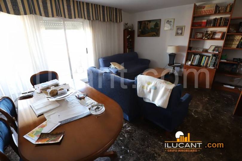 Alicante,Alicante,España,5 Bedrooms Bedrooms,2 BathroomsBathrooms,Pisos,14251