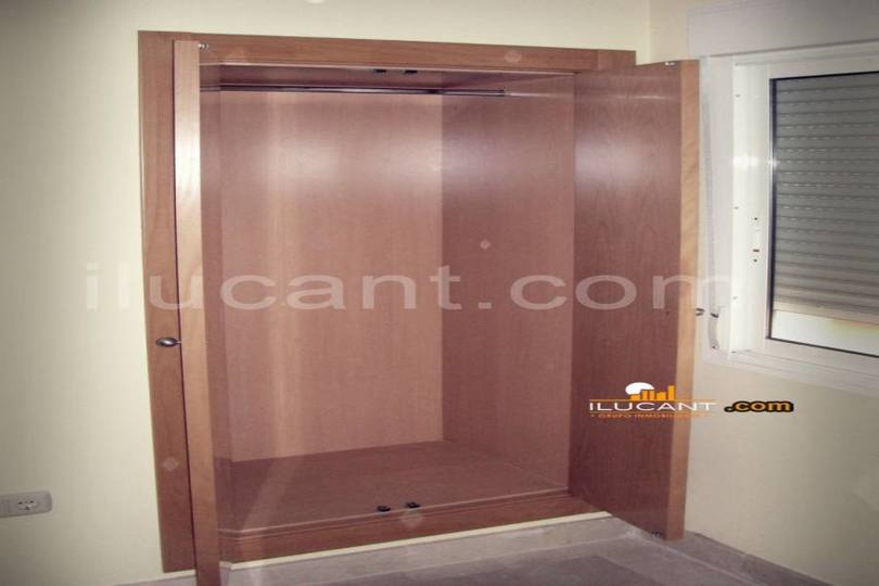 Alicante,Alicante,España,3 Bedrooms Bedrooms,2 BathroomsBathrooms,Pisos,14257