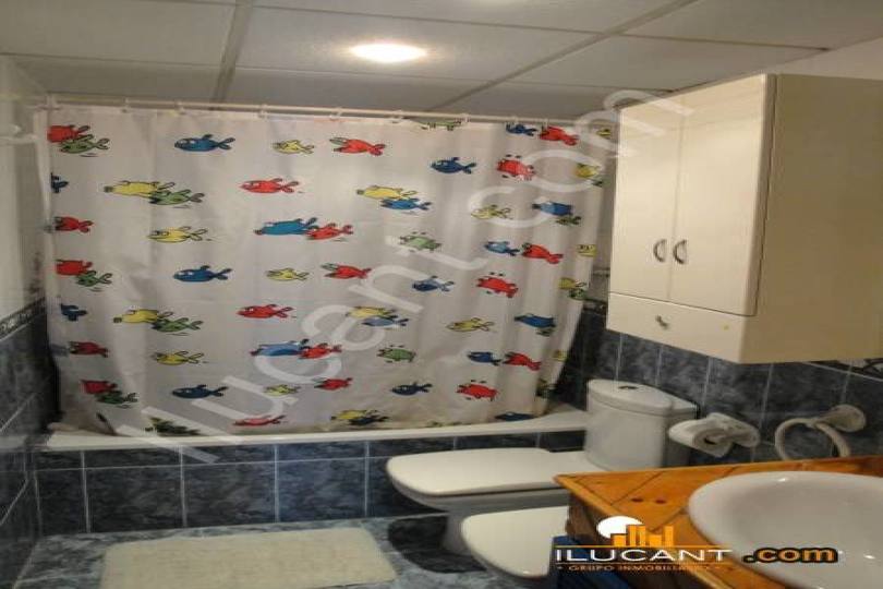Alicante,Alicante,España,3 Bedrooms Bedrooms,2 BathroomsBathrooms,Pisos,14258