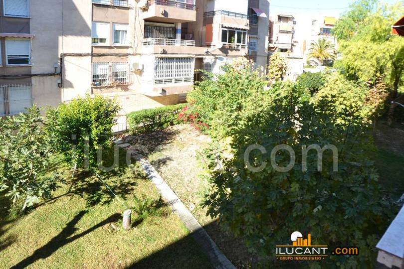 Alicante,Alicante,España,3 Bedrooms Bedrooms,1 BañoBathrooms,Pisos,14261