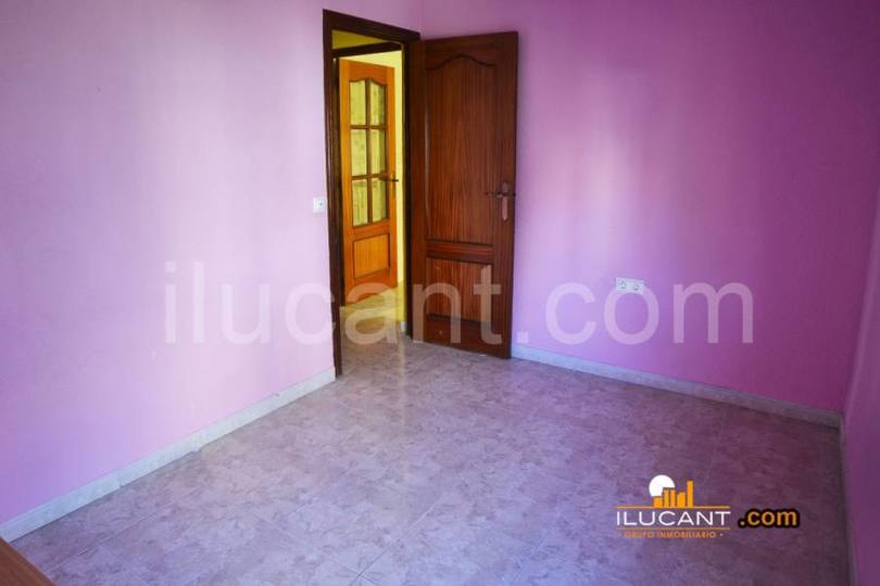 Alicante,Alicante,España,3 Bedrooms Bedrooms,1 BañoBathrooms,Pisos,14261