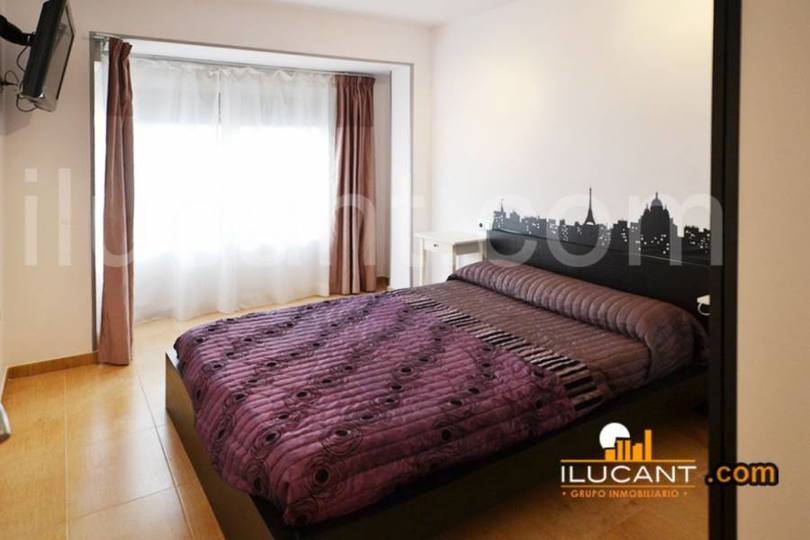 Alicante,Alicante,España,4 Bedrooms Bedrooms,2 BathroomsBathrooms,Pisos,14268