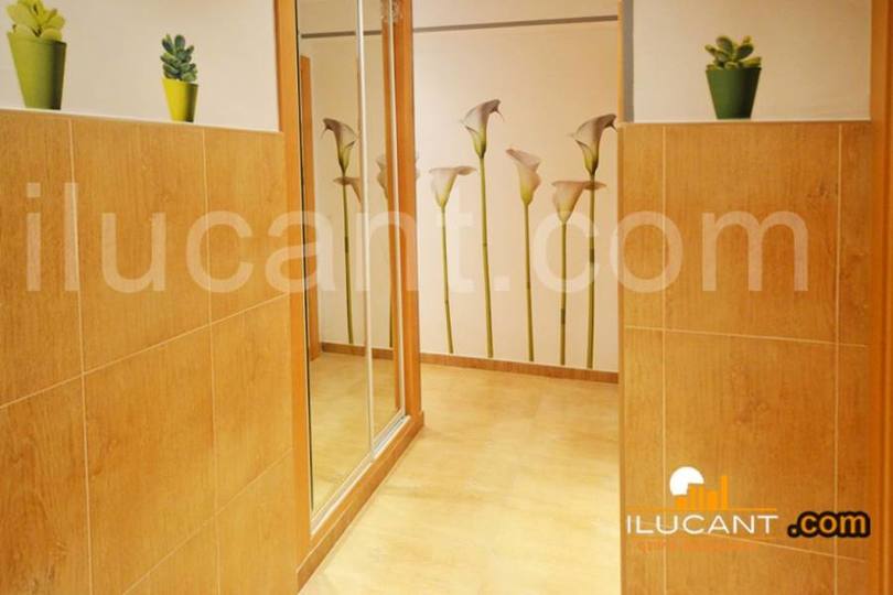 Alicante,Alicante,España,4 Bedrooms Bedrooms,2 BathroomsBathrooms,Pisos,14268