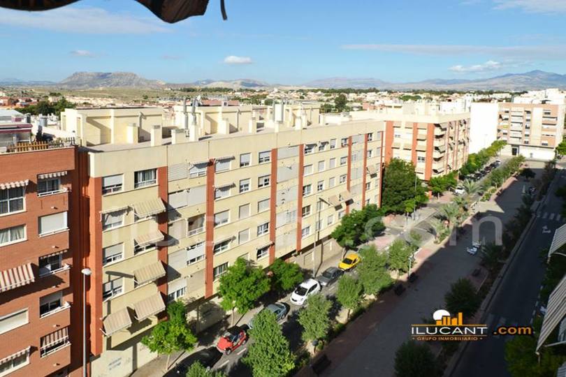 Alicante,Alicante,España,3 Bedrooms Bedrooms,2 BathroomsBathrooms,Pisos,14271