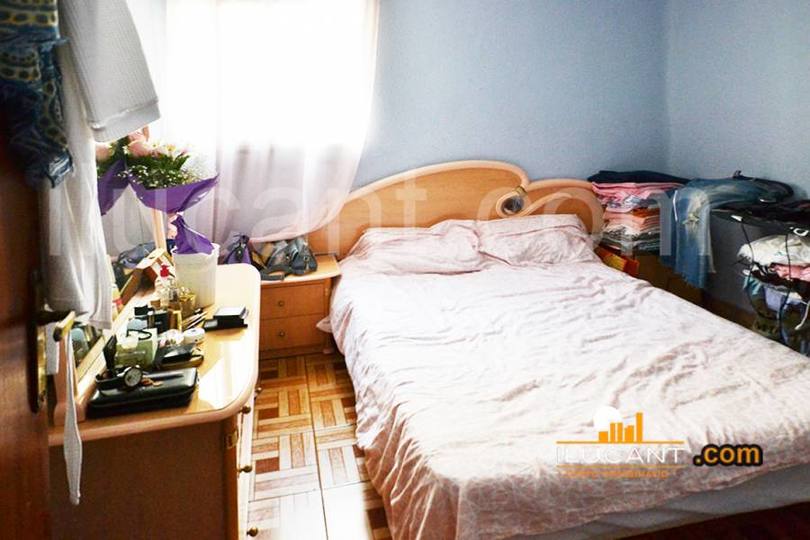 Alicante,Alicante,España,3 Bedrooms Bedrooms,1 BañoBathrooms,Pisos,14272
