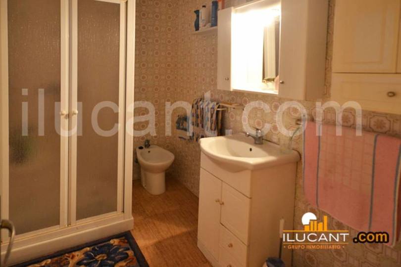 Alicante,Alicante,España,3 Bedrooms Bedrooms,1 BañoBathrooms,Pisos,14274