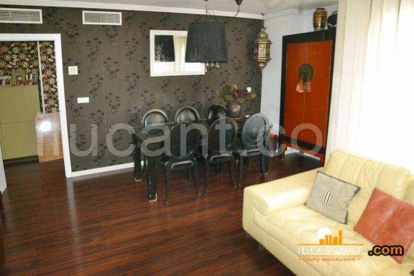 Alicante,Alicante,España,3 Bedrooms Bedrooms,2 BathroomsBathrooms,Pisos,14276