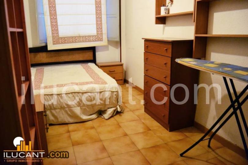 Alicante,Alicante,España,2 Bedrooms Bedrooms,1 BañoBathrooms,Pisos,14279