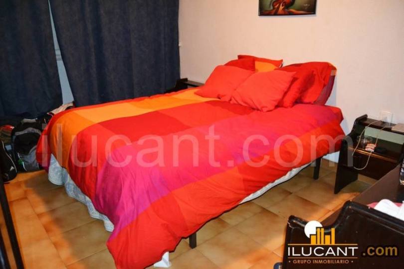 Alicante,Alicante,España,2 Bedrooms Bedrooms,1 BañoBathrooms,Pisos,14279