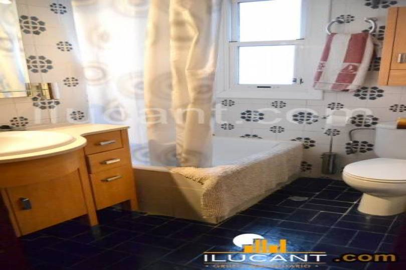 Alicante,Alicante,España,2 Bedrooms Bedrooms,1 BañoBathrooms,Pisos,14279