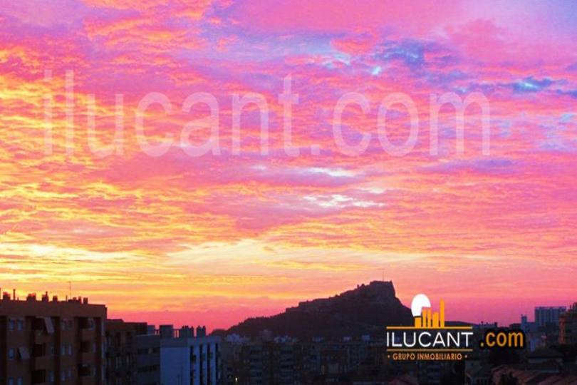 Alicante,Alicante,España,4 Bedrooms Bedrooms,2 BathroomsBathrooms,Pisos,14280