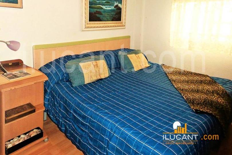 Alicante,Alicante,España,4 Bedrooms Bedrooms,2 BathroomsBathrooms,Pisos,14280