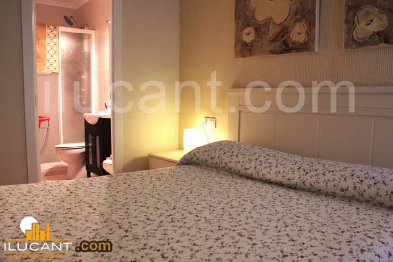 Alicante,Alicante,España,3 Bedrooms Bedrooms,2 BathroomsBathrooms,Pisos,14282