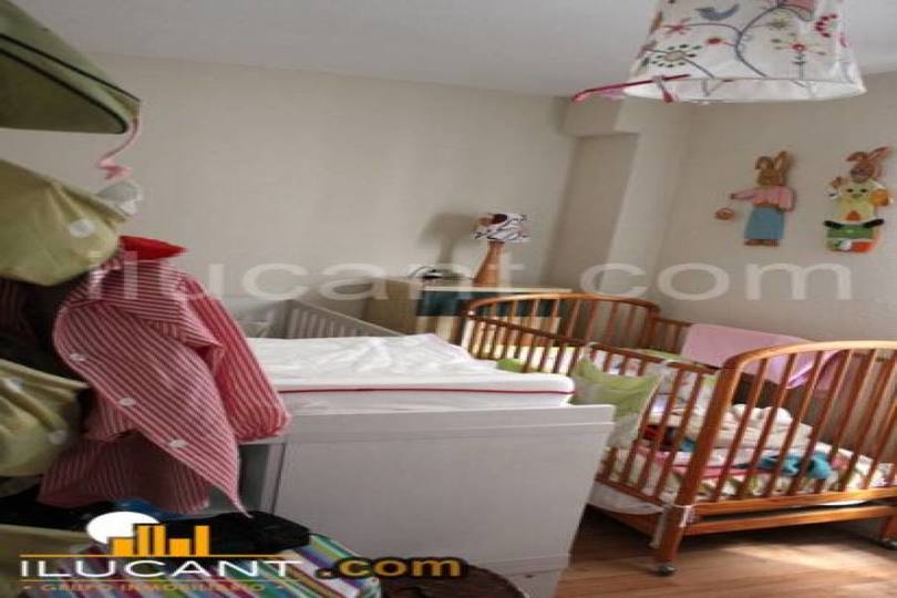 Alicante,Alicante,España,3 Bedrooms Bedrooms,2 BathroomsBathrooms,Pisos,14282