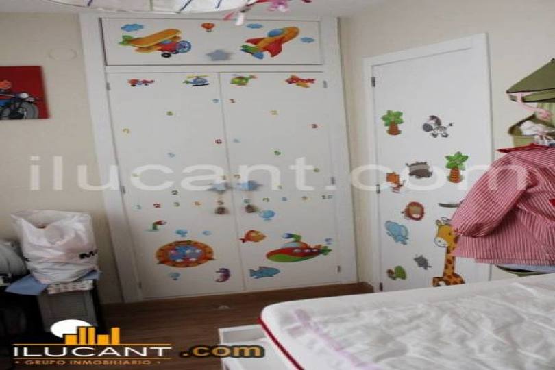 Alicante,Alicante,España,3 Bedrooms Bedrooms,2 BathroomsBathrooms,Pisos,14282