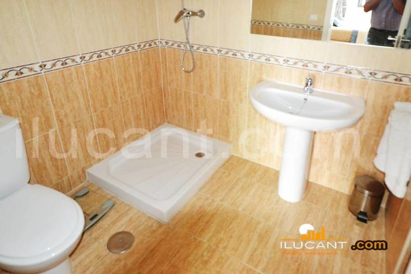 Alicante,Alicante,España,3 Bedrooms Bedrooms,2 BathroomsBathrooms,Pisos,14288