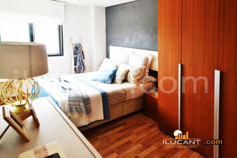 Alicante,Alicante,España,3 Bedrooms Bedrooms,2 BathroomsBathrooms,Pisos,14288